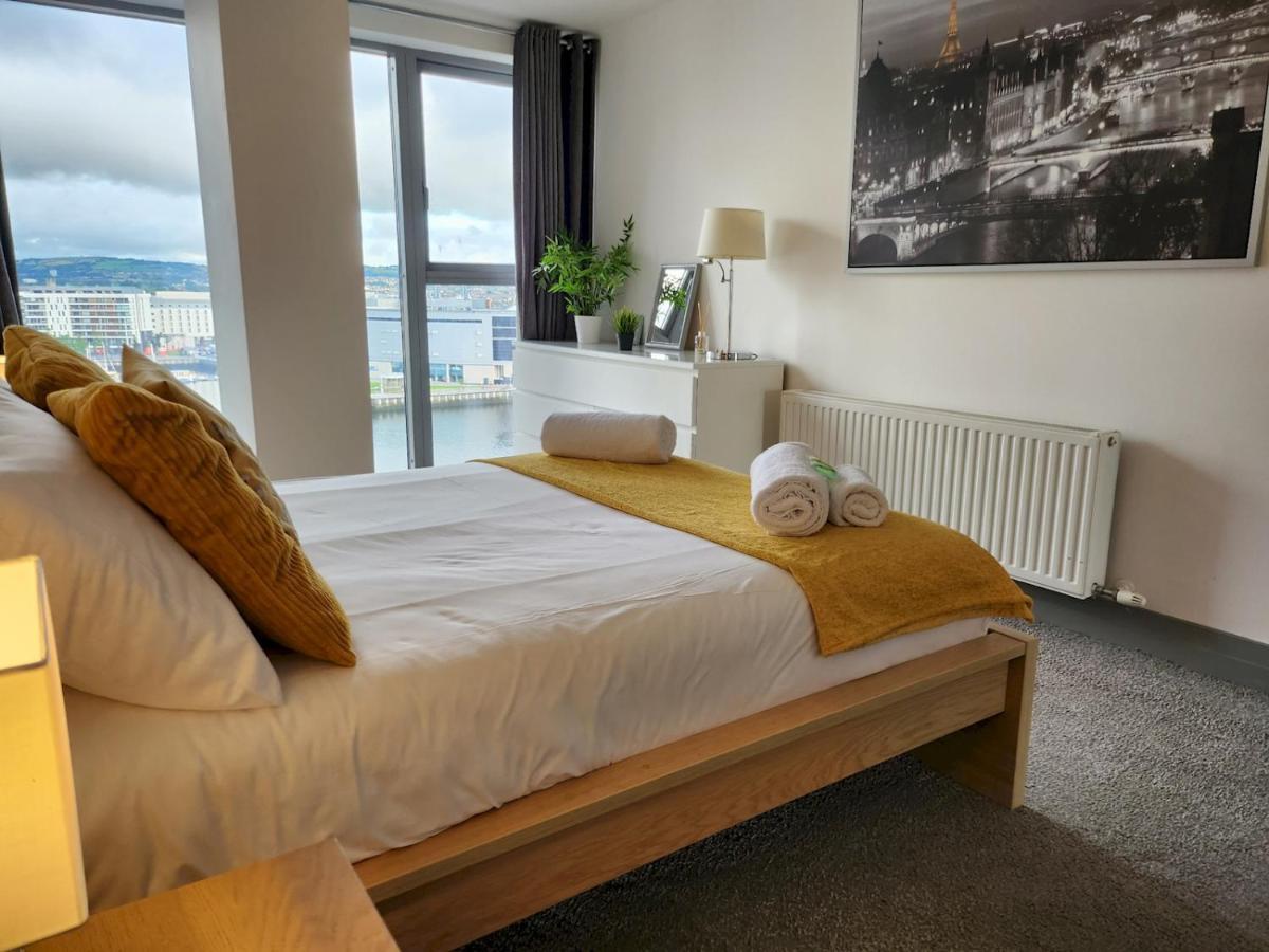 Pass The Keys Stunning Penthouse With Balcony Sunset Views Apartment Belfast Exterior photo